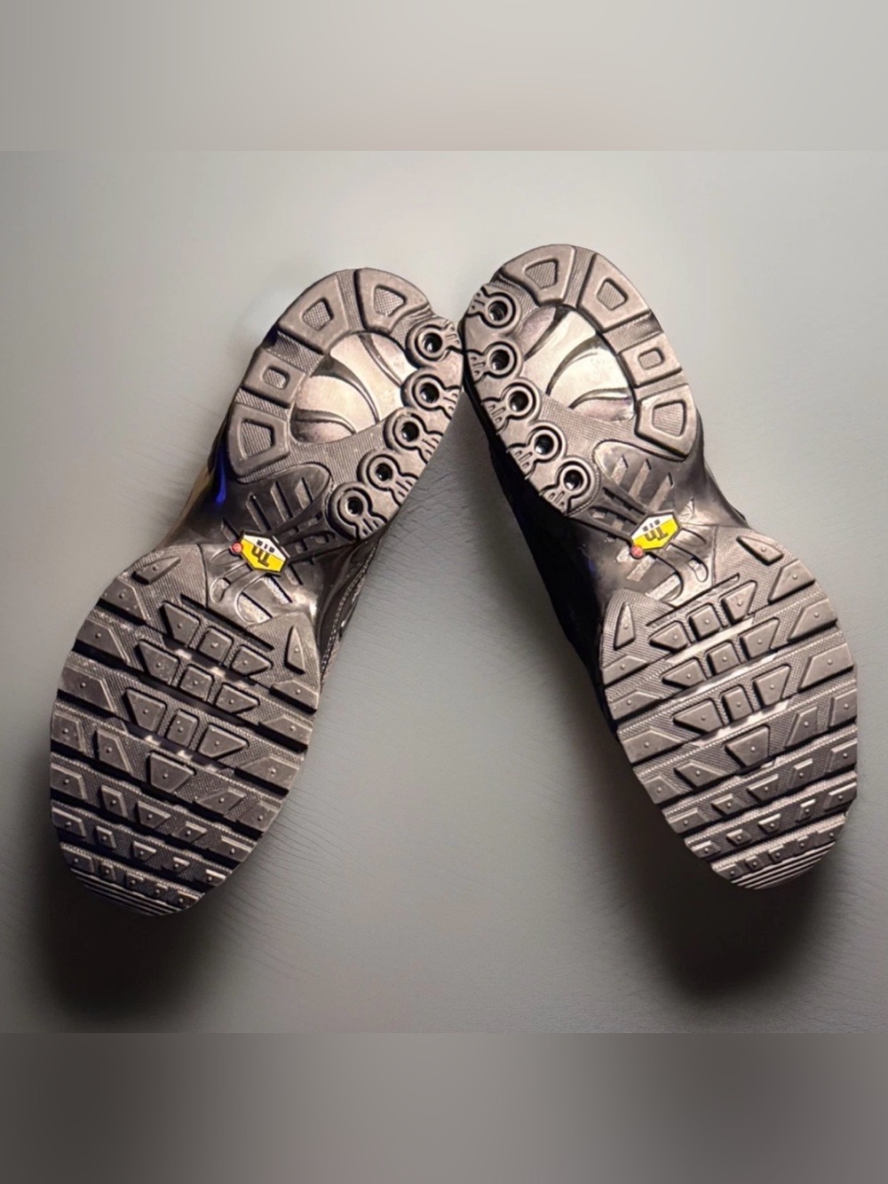 Nike Air Max - Verified by StockX - Picture 7 of 9